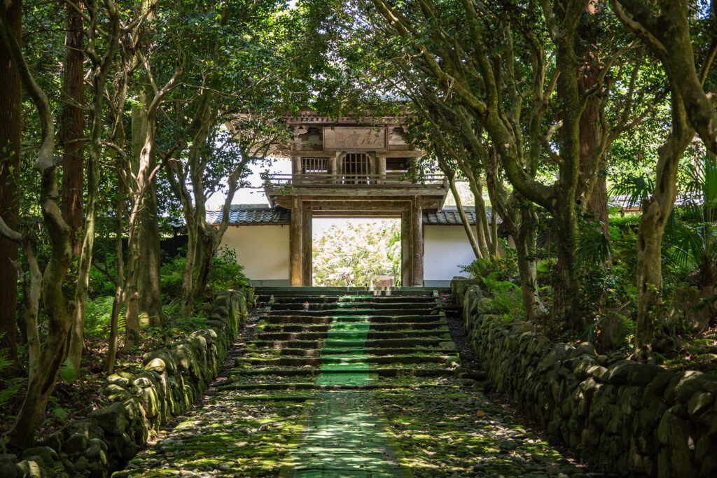 瀧谷寺（たきだんじ）