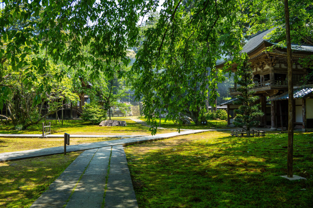 瀧谷寺（たきだんじ）